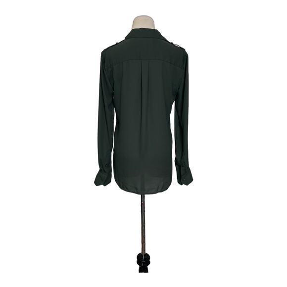 Banana Republic green long sleeves buttoned blouse size XS - Picture 2 of 11